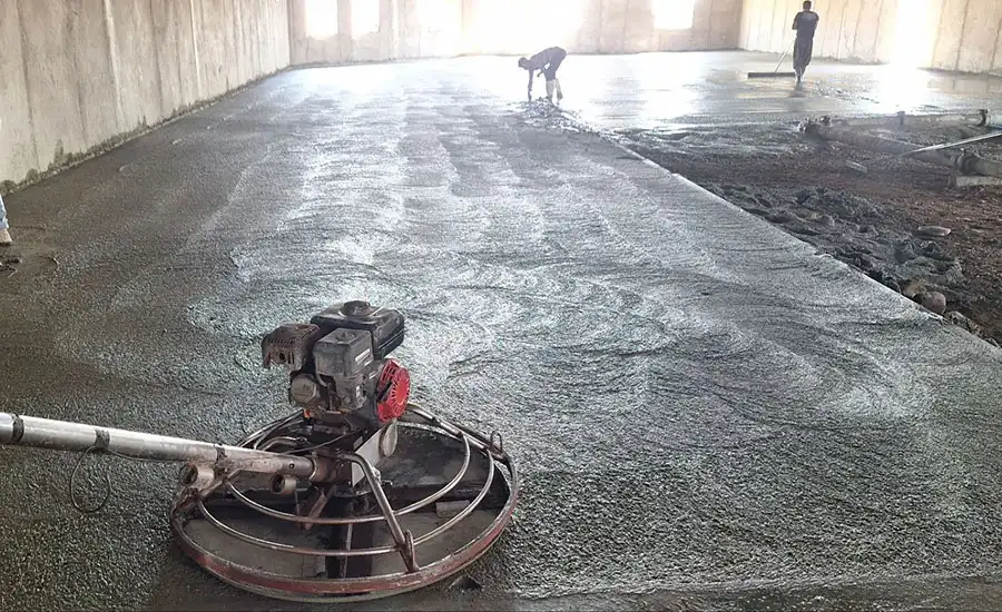 بتن‌ریزی در شهرک صنعتی آراسنج